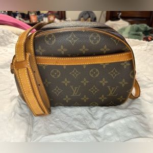 Louis Vuitton Monogram Blois